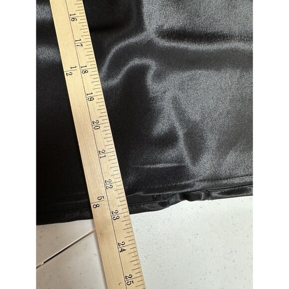 Vintage Betsy & Adam Satin Embellished Top 16 Shell Black Sexy Quiet Luxury USA - Picture 8 of 8